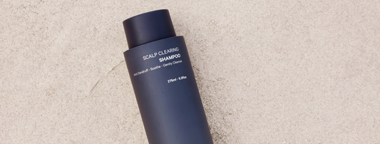 Relieve Dandruff with our Scalp Clearing Shampoo